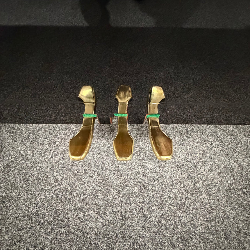 SAMICK Klavier SU 110G schwarz poliert Occasion Bj. 1995 sehr guter Zustand (gebraucht) - Musik-Ebert Gmbh