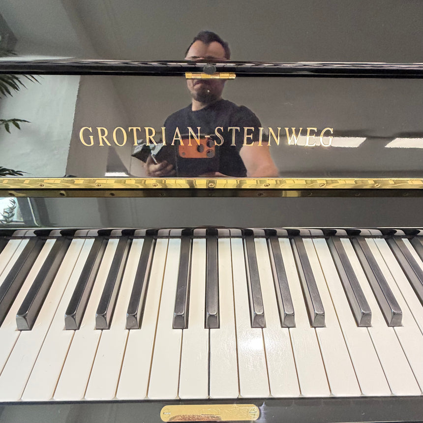 GROTRIAN-STEINWEG Klavier G 132 Concertino schwarz poliert Occasion Bj. 1996 (gebraucht)