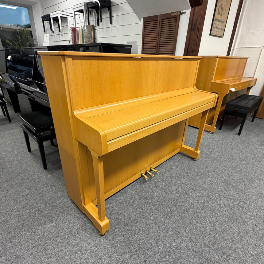 Yamaha Klavier V 114 NT Occasion – Buche natur, Bj. 1998, sehr guter Zustand (gebraucht)