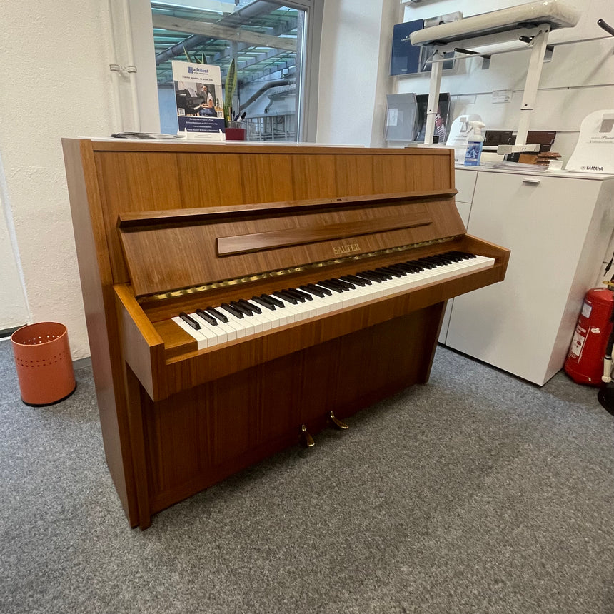 SAUTER Klavier 108 Occasion Nussbaum Bj. 1972, sehr guter Zustand mit Renner Mechanik (gebraucht) - Musik-Ebert Gmbh