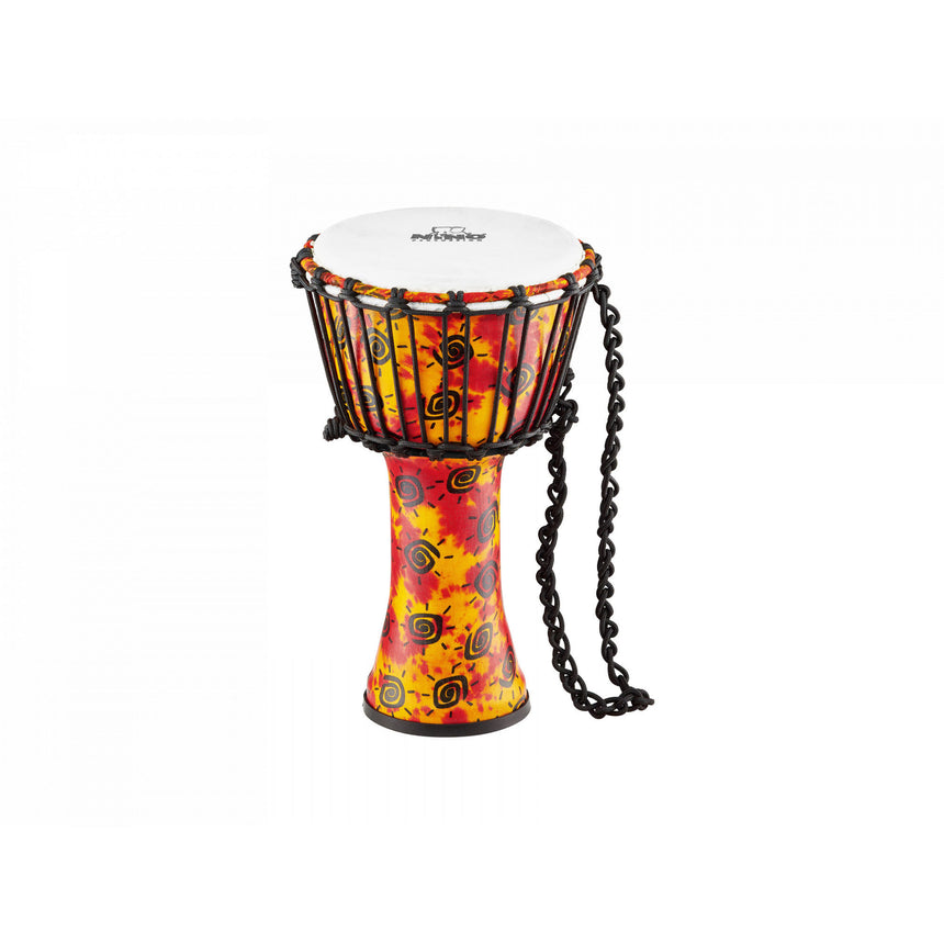 Djembé NINO-PDJ1-M-F, taille Medium, 10 pouces, Sunshine – vue oblique avec cordon de transport