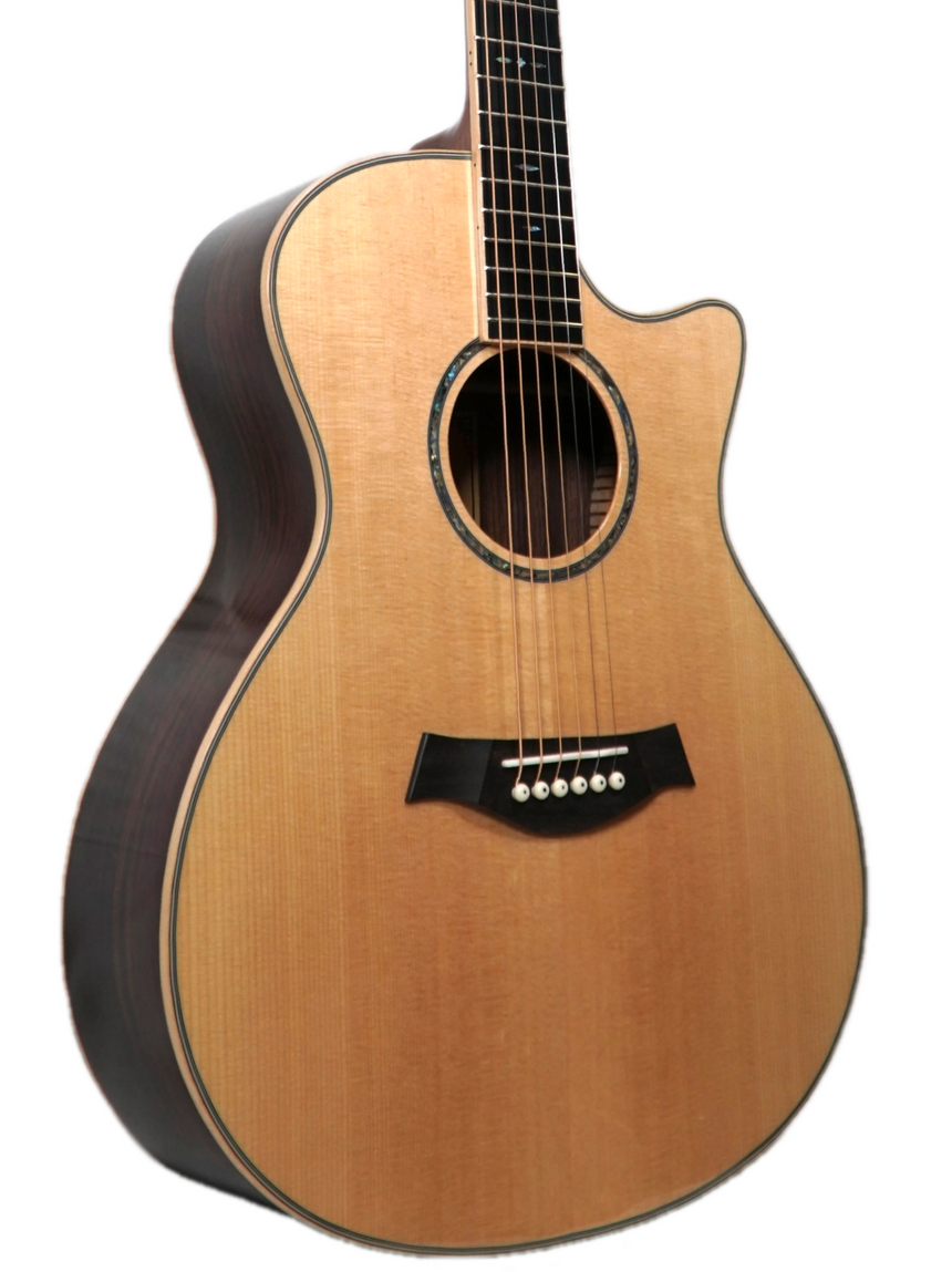 You's Guitars Grand Auditorium Fichte V400CE + Tasche - Musik-Ebert Gmbh