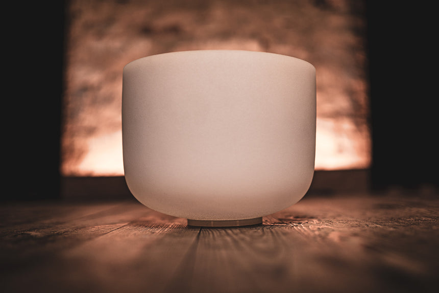 MEINL Sonic Energy CSB10D, weiß mattiert – in warmer Beleuchtung