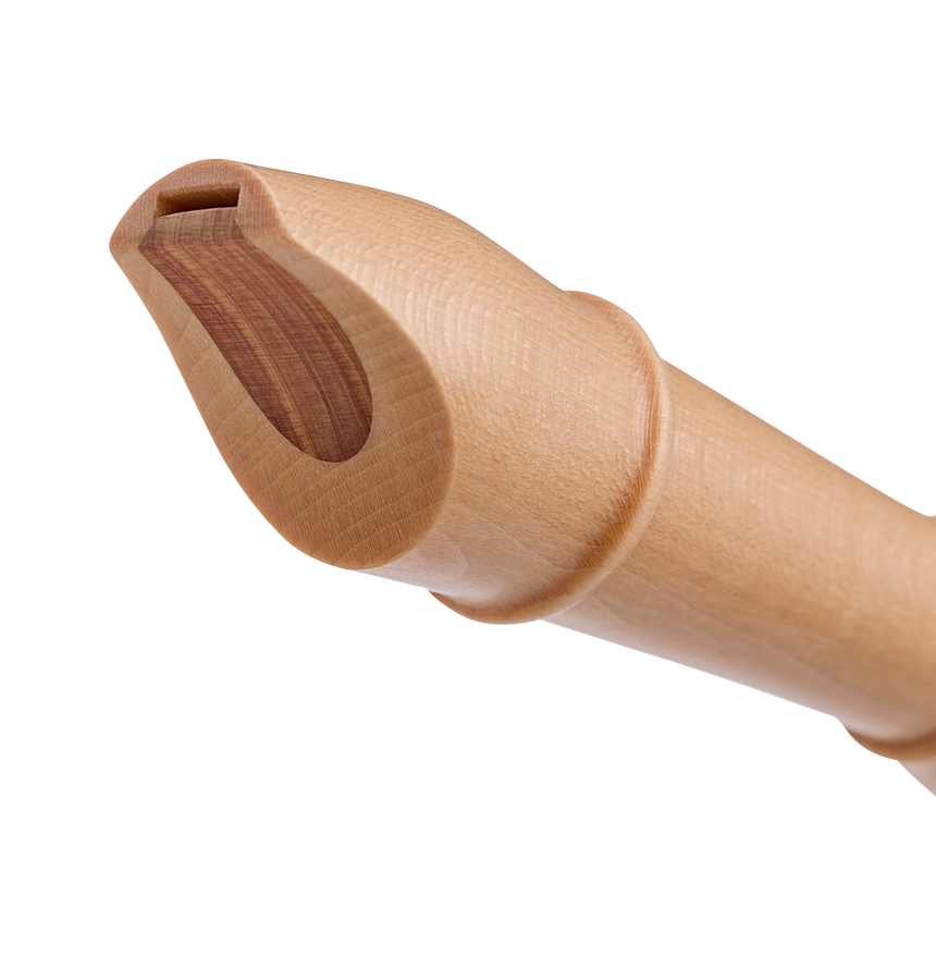Moeck Rondo 3210 soprano recorder in natural maple – mouthpiece and voicing-window detail