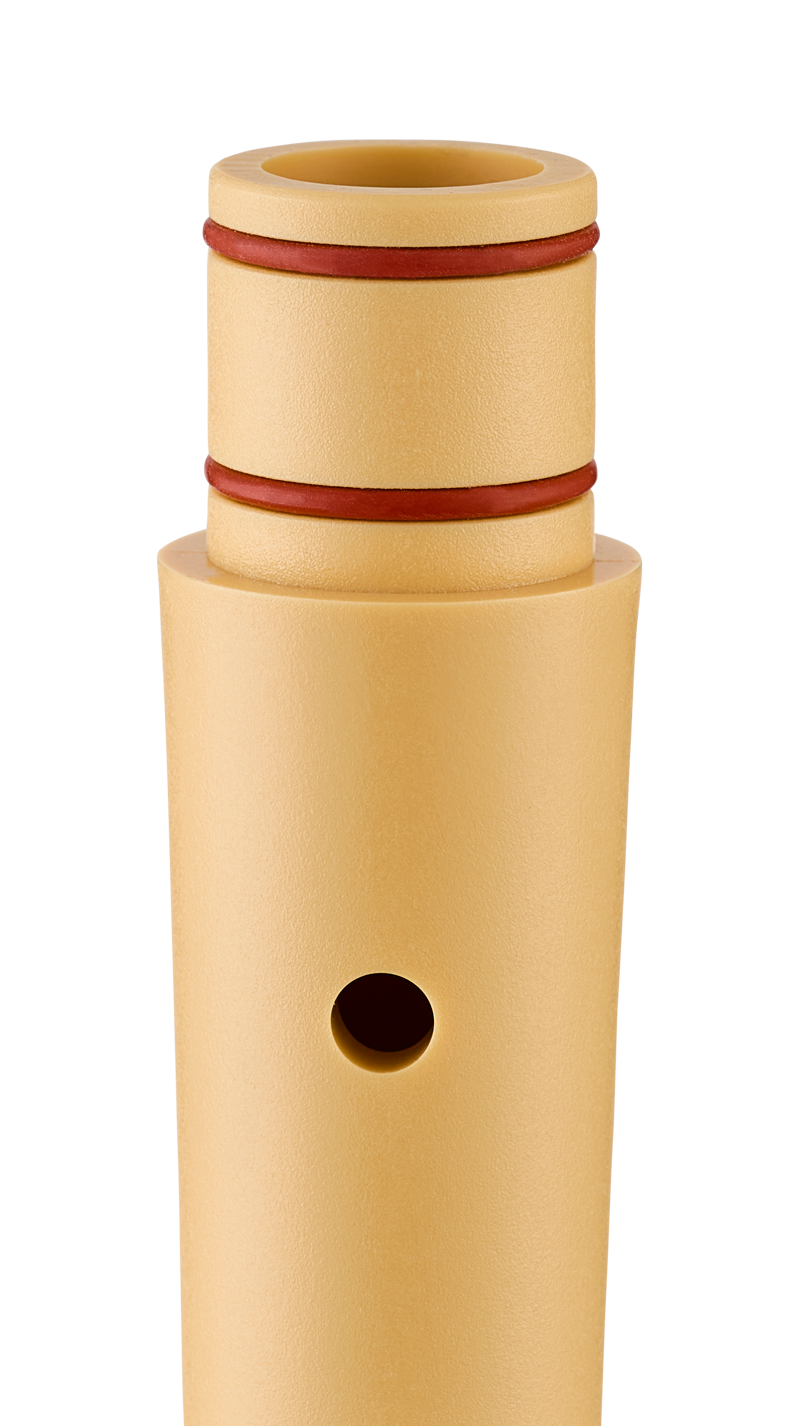 Moeck Flauto 1 1025, cream plastic, German fingering – detail of the disassembled joint