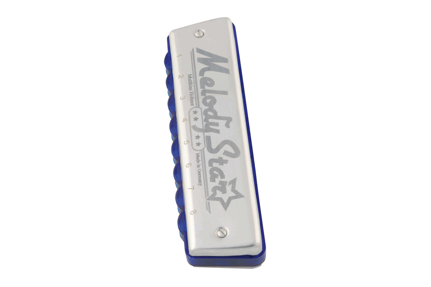 Hohner Melody Star in C-Dur, schräge Hochformatansicht des blauen Gehäuses und der silbernen Deckplatten