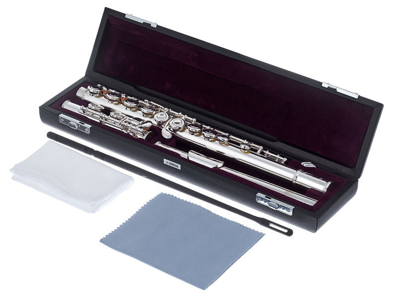 Yamaha YFL-212 Querflöte – versilberte Schülerflöte mit Split-E-Mechanik (Neusilber, Offset-G, C-Fuß)