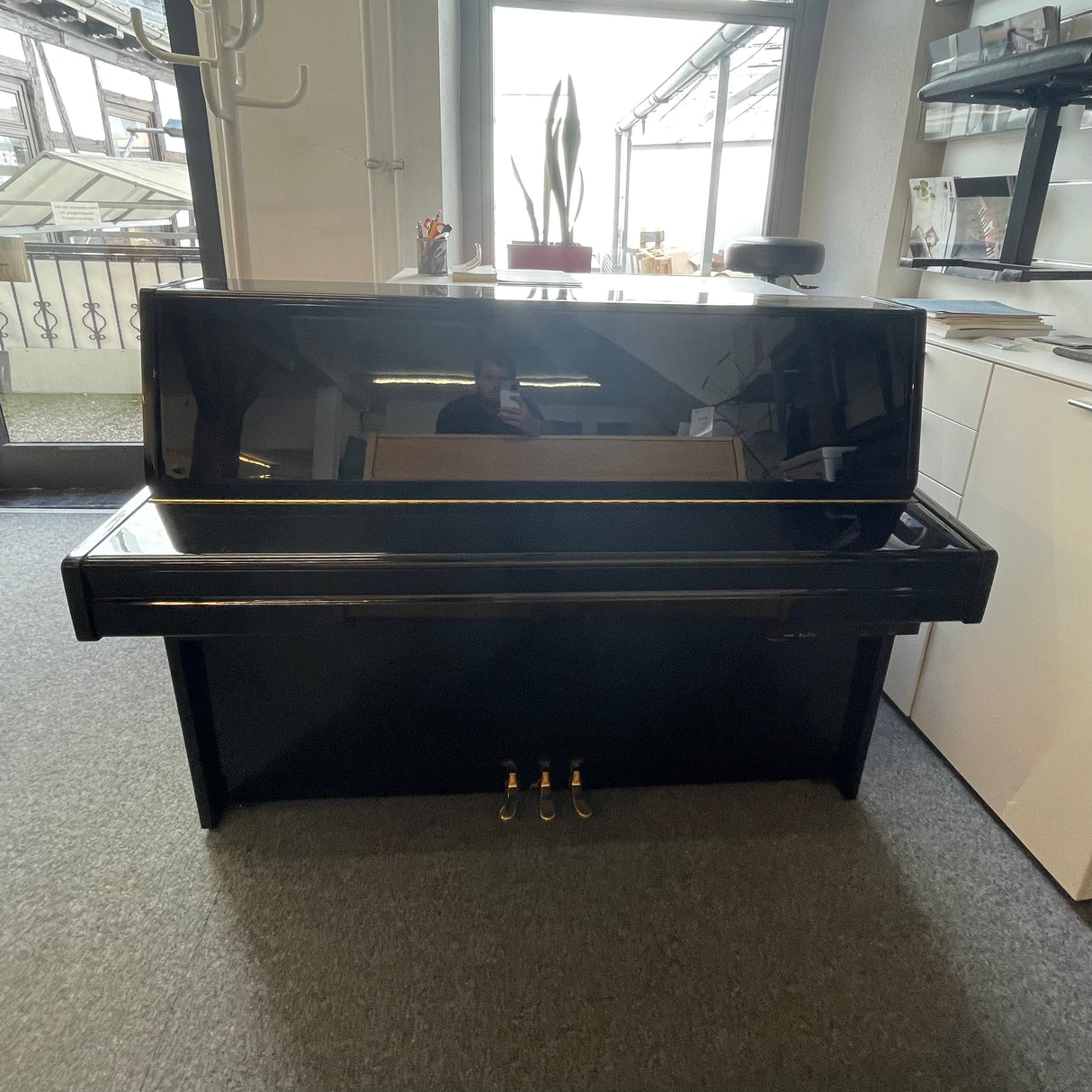 KAWAI Klavier K 150 AT Silent Anytime schwarz poliert Occasion Bj. 1996, original made in Japan, sehr guter Zustand (gebraucht) - Musik-Ebert Gmbh