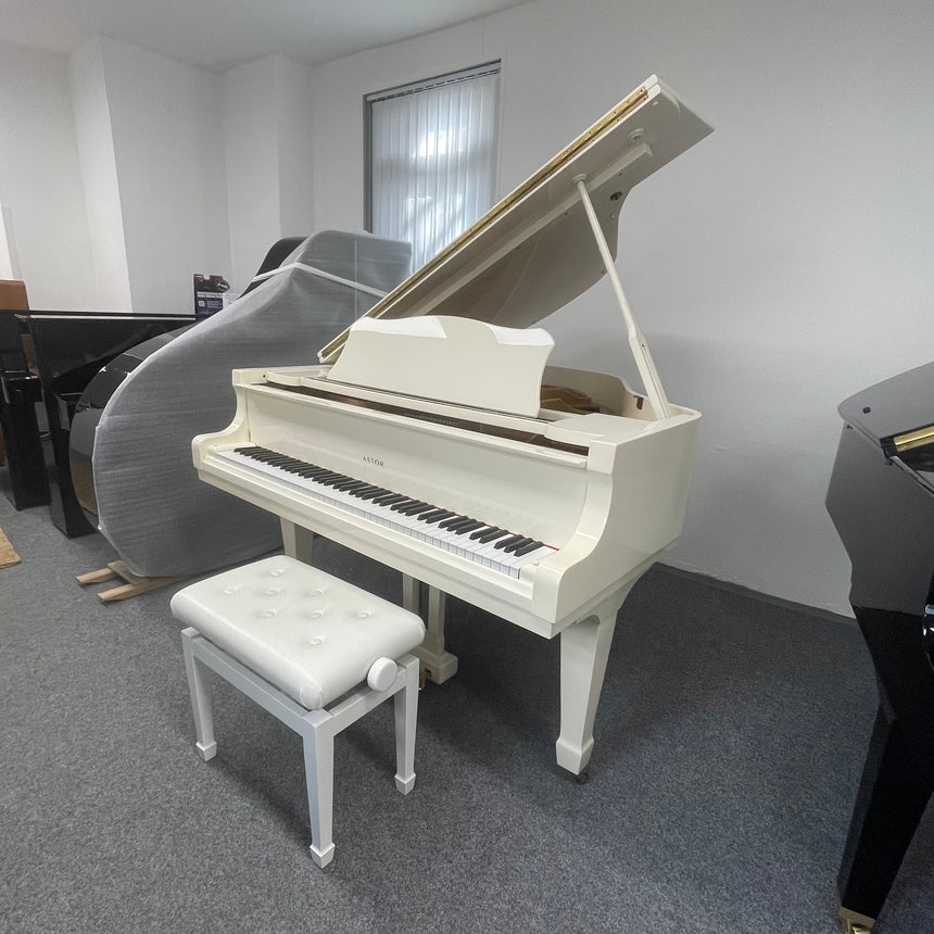 ASTOR Flügel G 56 Occasion 160 cm weiß poliert Bj. 2000 (gebraucht) + Klavierbank - Musik-Ebert Gmbh