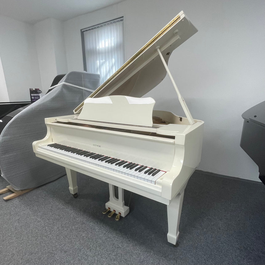 ASTOR Flügel G 56 Occasion 160 cm weiß poliert Bj. 2000 (gebraucht) + Klavierbank - Musik-Ebert Gmbh