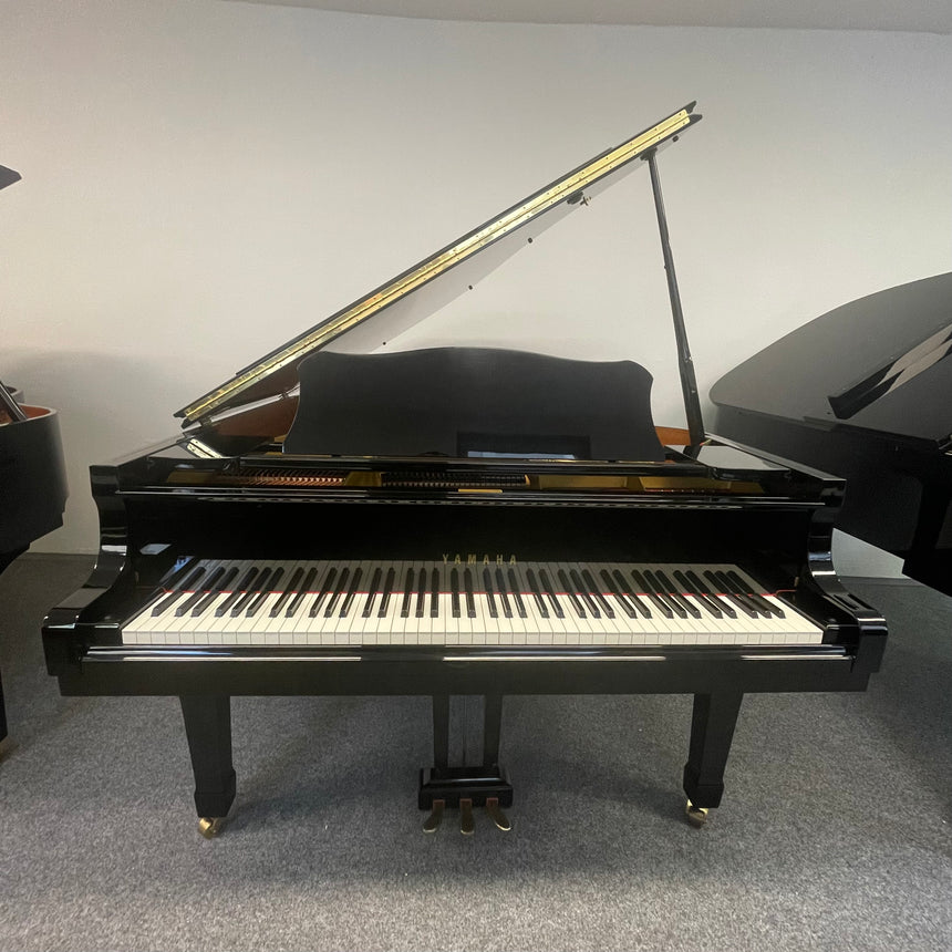 Yamaha Flügel C3 schwarz poliert Bj. 1991 (gebraucht)