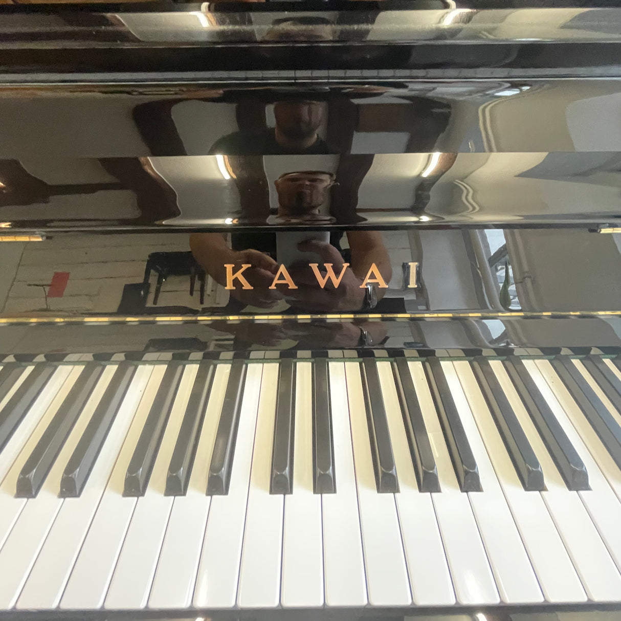 Kawai Klavier BL 12 Konzert 123 cm schwarz pol. Occasion Bj. 1978, guter Zustand (gebraucht) - Musik-Ebert Gmbh