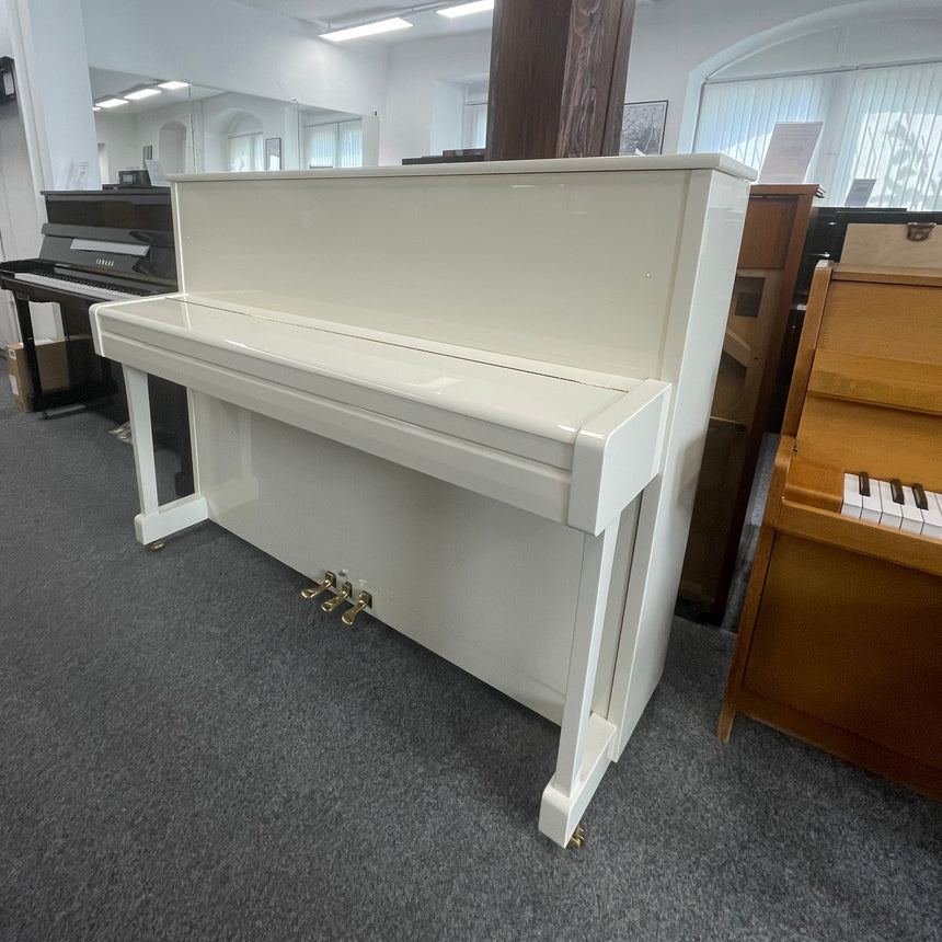 BECHSTEIN - Piano droit Zimmermann Z.2 blanc poli, d'occasion, année 2006, très bon état + banc de piano (d'occasion)