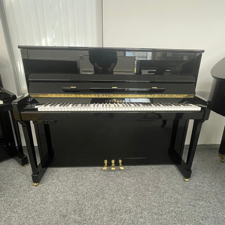 W. SCHIMMEL Klavier Classic 121 Tradition SILENT / TwinTone Occasion Schwarz poliert, Bj. 2009 Bestzustand (gebraucht)