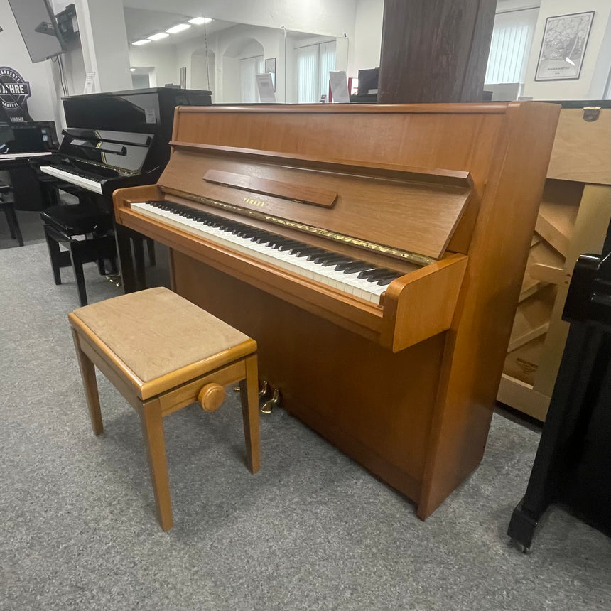 Yamaha piano M1J walnut, built in 1978 (used) 
