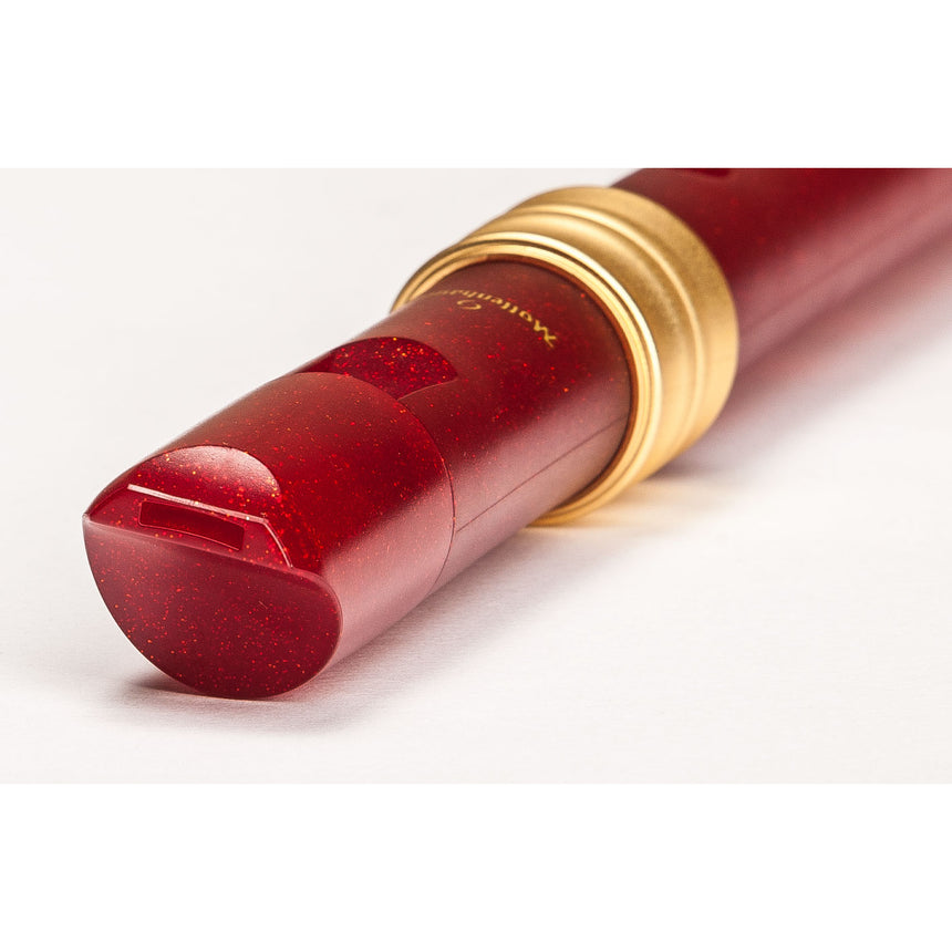 Red Mollenhauer 0119R, close-up of the mouthpiece end and gold-coloured ring