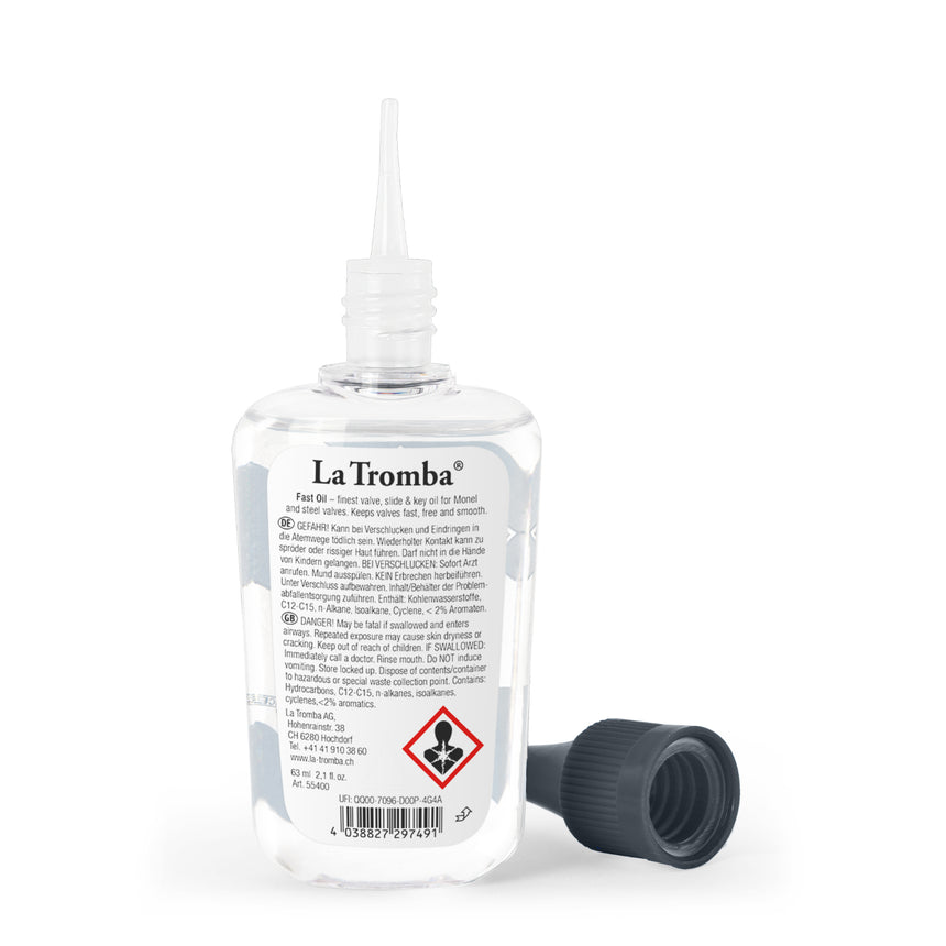 Huile pour pistons La Tromba Fast Oil, flacon de 63 ml avec embout doseur ouvert.