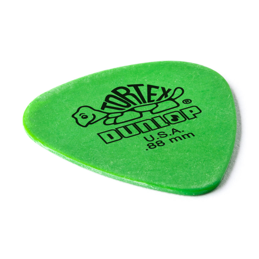 Dunlop Tortex Standard 0,88 mm, einzelnes Plektrum, schräge Ansicht