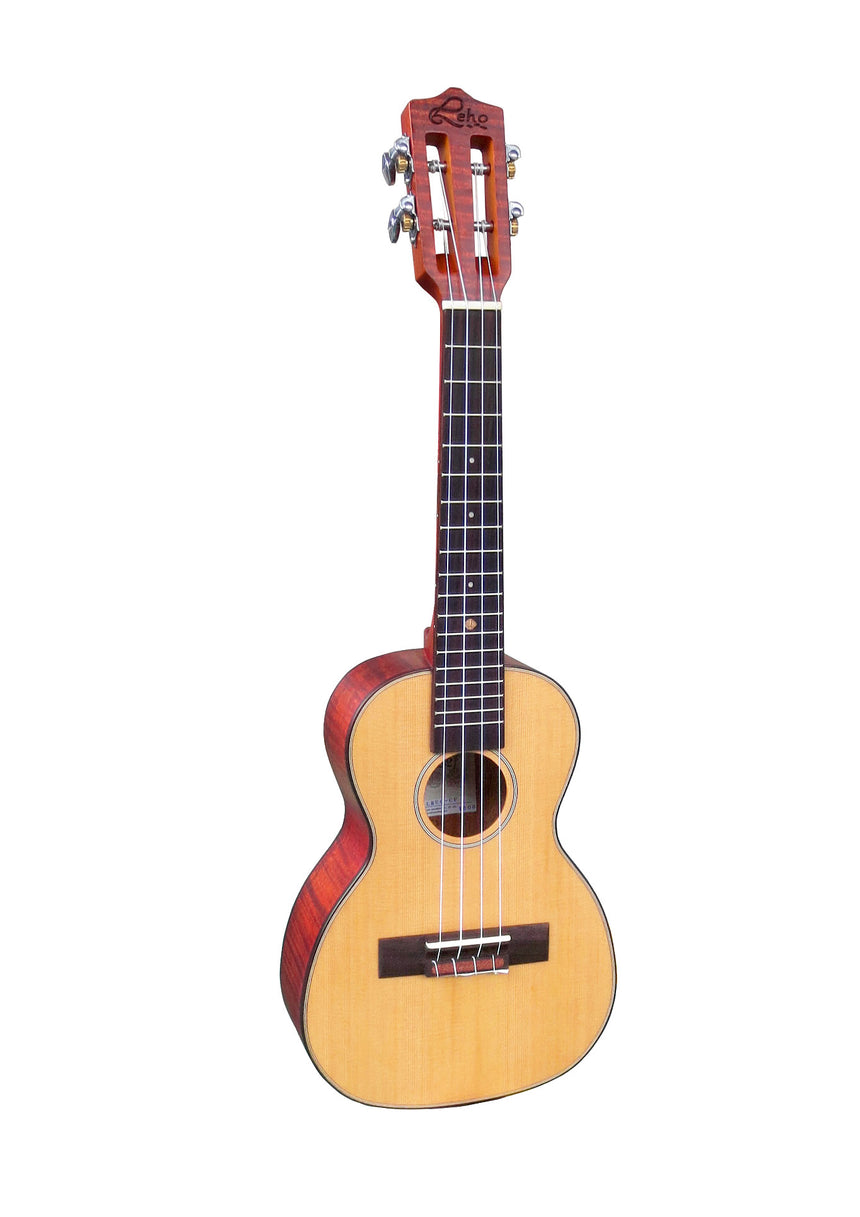 Leho LHUC-CF, cedar and flamed maple, natural – three-quarter front view