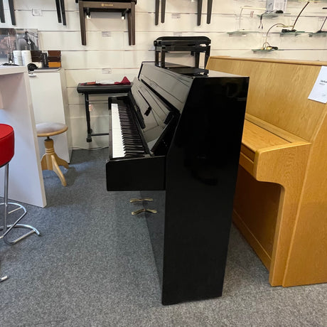 Yamaha Eterna Klavier ER 10 schwarz poliert Bj. 1996 (gebraucht) - Musik-Ebert Gmbh